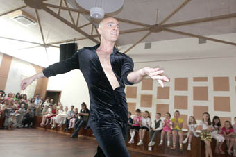 Танцевальная школа Влада Ямы в Запорожье